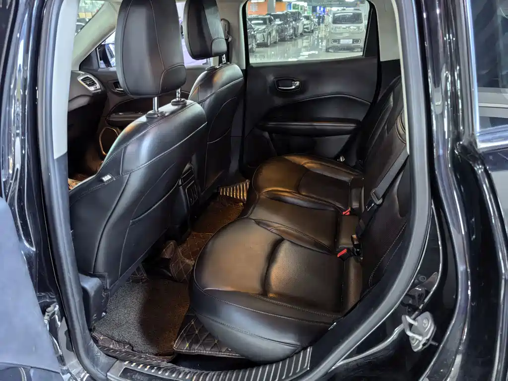 Jeep Compass 200T Auto Home Enjoy Edition, фото 4