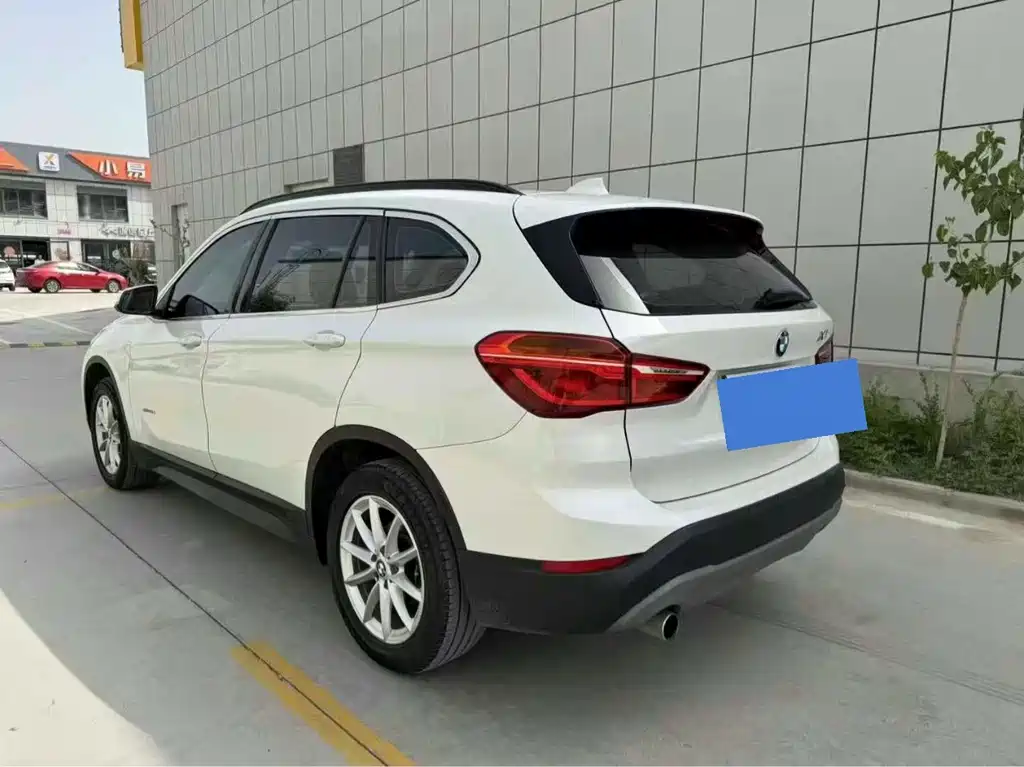 BMW X1 — миниатюра 9