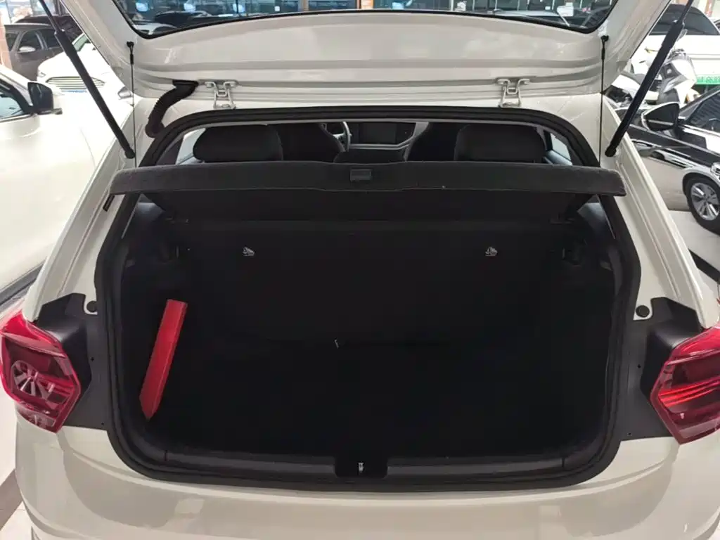 Volkswagen Polo — миниатюра 19