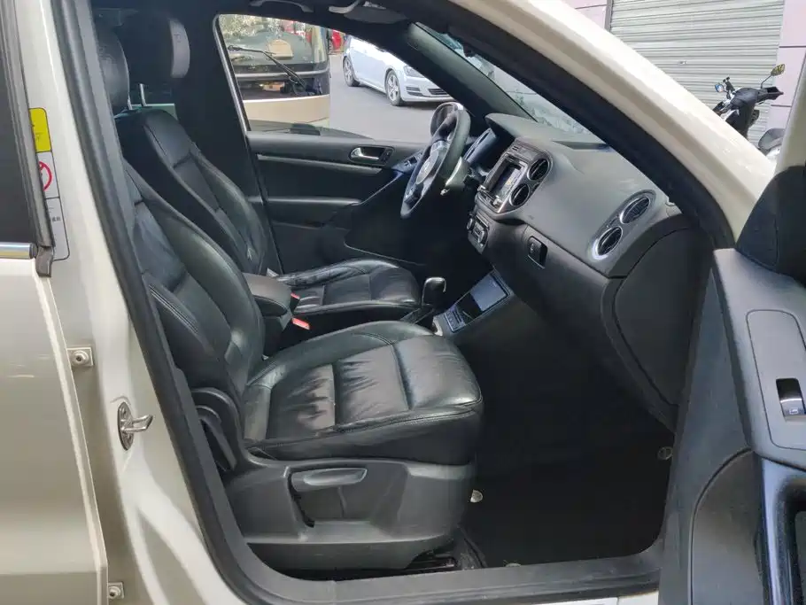 Volkswagen Tiguan — миниатюра 8
