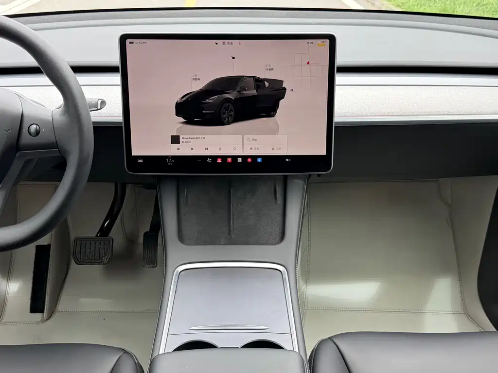 Tesla Model Y — фотографии объявления, Фото 11