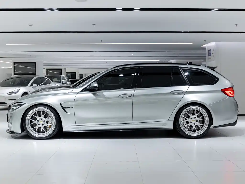 BMW M3 — миниатюра 5
