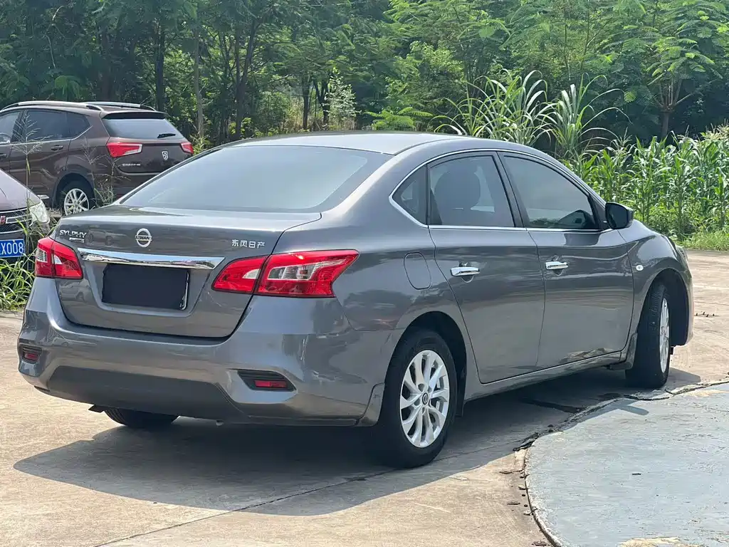 Nissan Sylphy — миниатюра 9