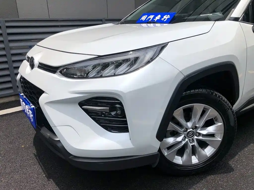 Toyota Wildlander — миниатюра 3