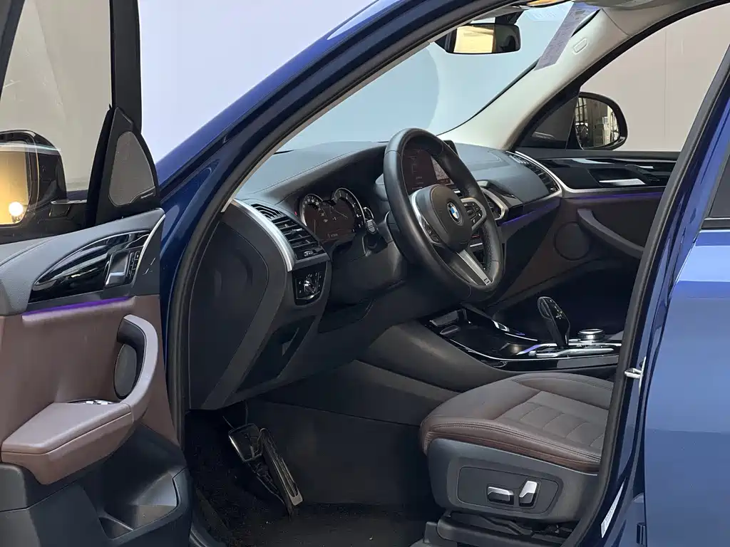 BMW X3 — миниатюра 9