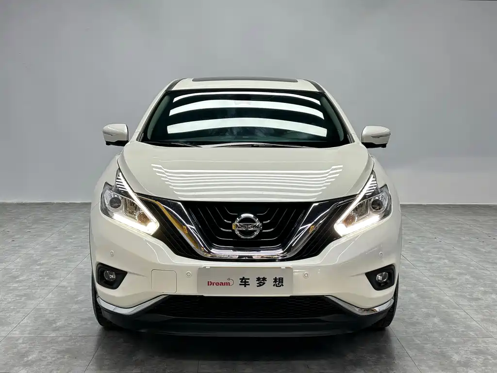 NISSAN LOULAN