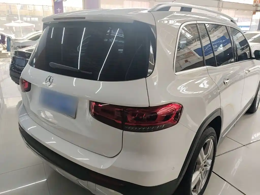 Mercedes-Benz GLB — миниатюра 7