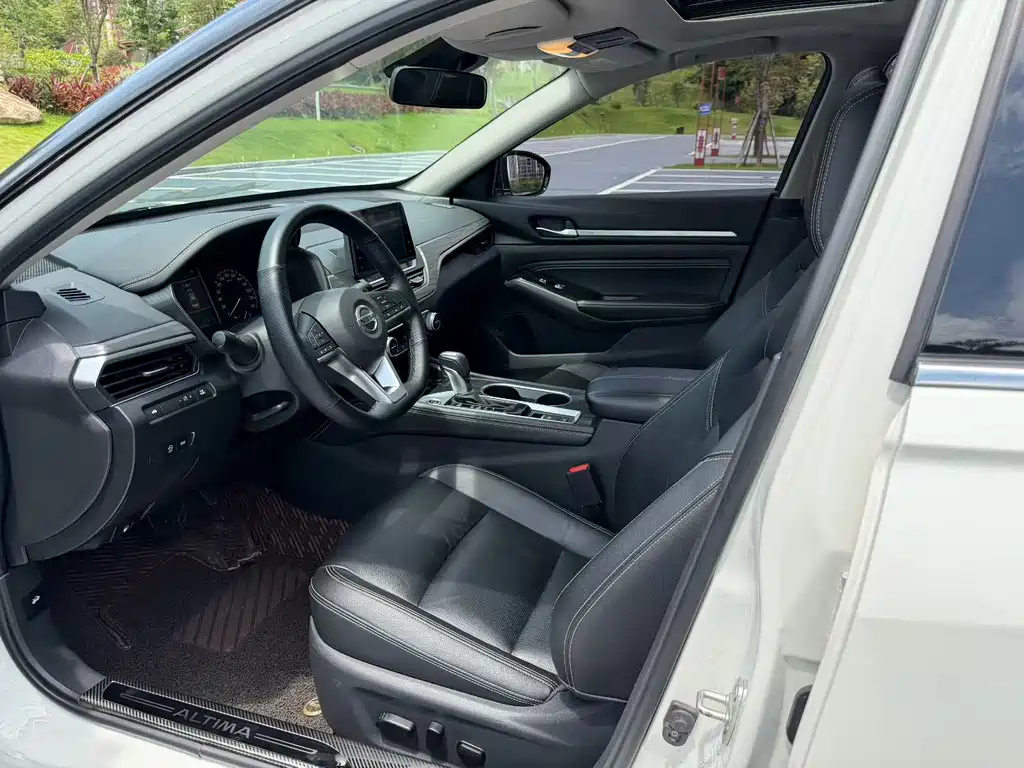 Nissan Teana — миниатюра 4