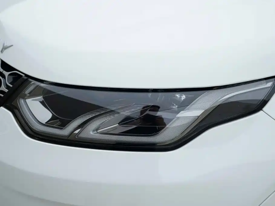 Land Rover Discovery Sport — миниатюра 13