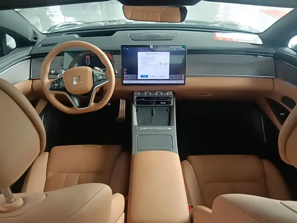 BYD Han L — миниатюра 10