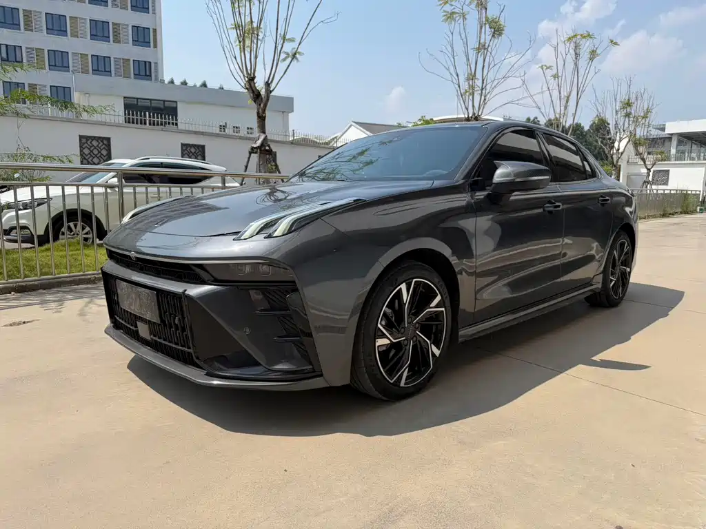 Lynk & Co 03 — миниатюра 2