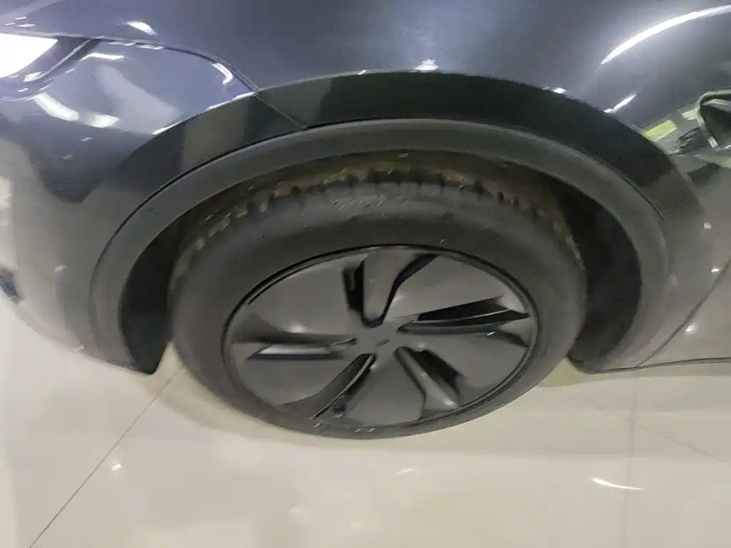 Tesla Model Y — фотографии объявления, Фото 23