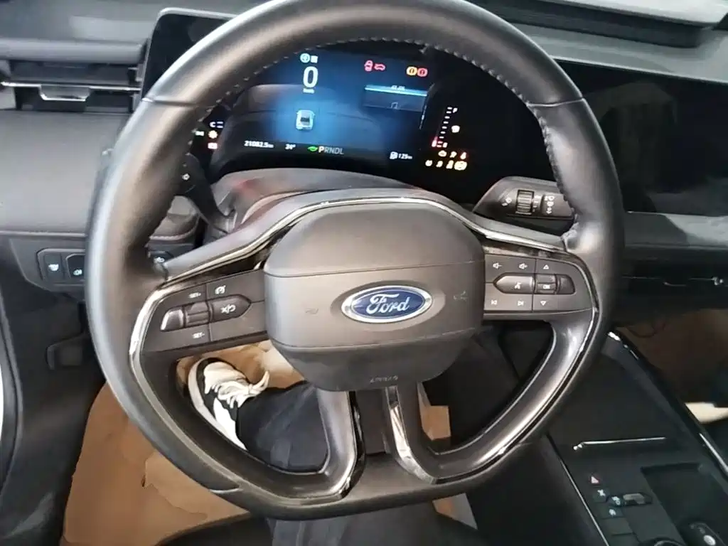 Ford Mondeo — миниатюра 11