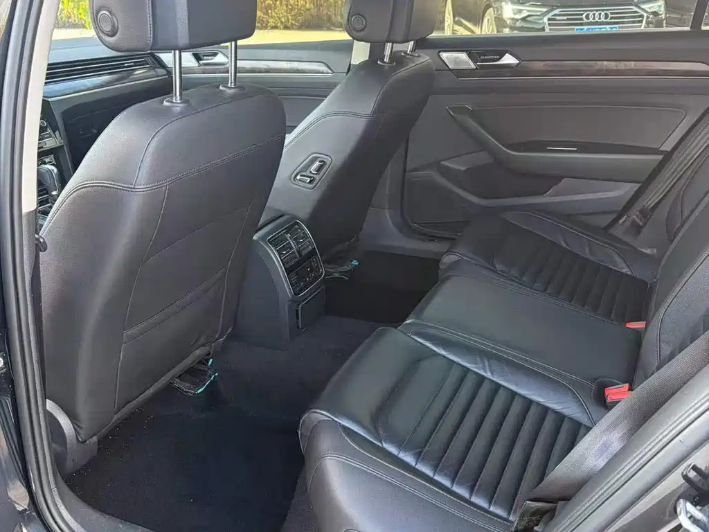 Volkswagen Magotan — миниатюра 7