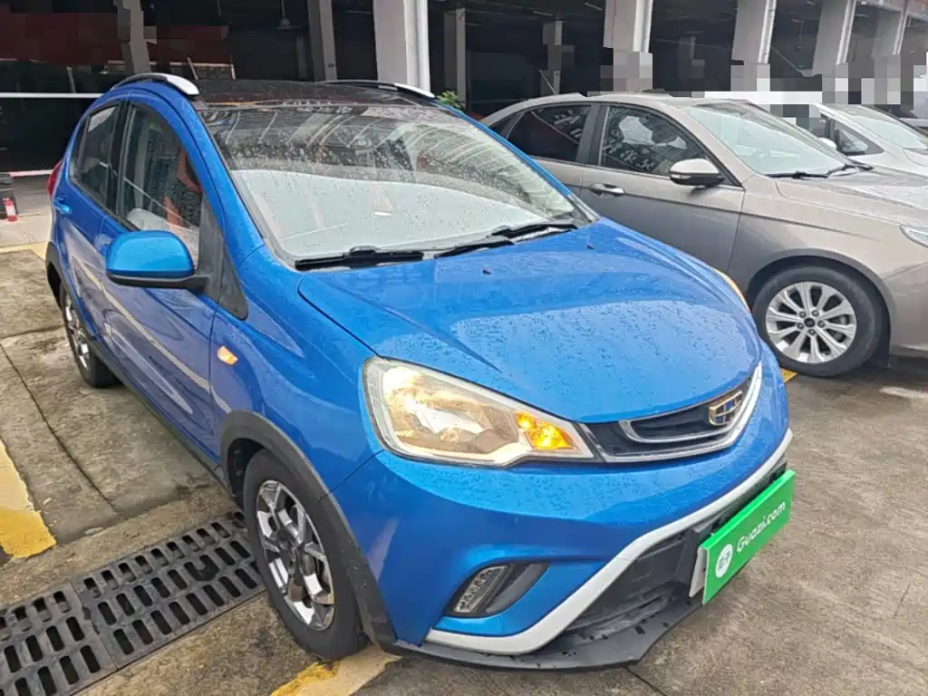 Geely Vision X1 — миниатюра 4