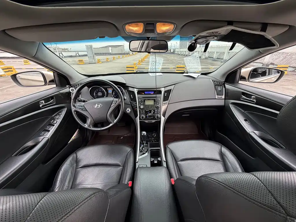 Hyundai Sonata — миниатюра 4