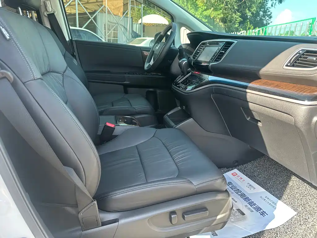 Honda Odyssey — миниатюра 8