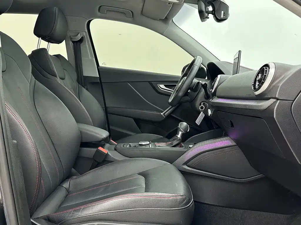 Audi Q2L — миниатюра 9