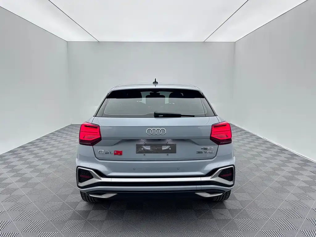 Audi Q2L — миниатюра 5