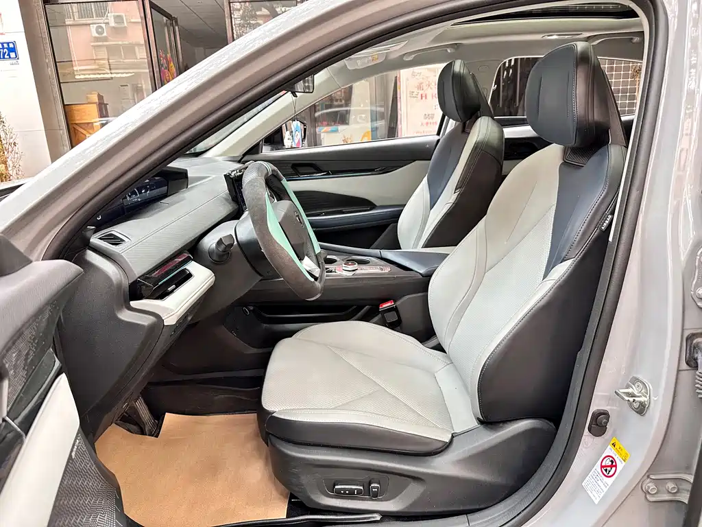 Changan UNI-V iDD — миниатюра 9