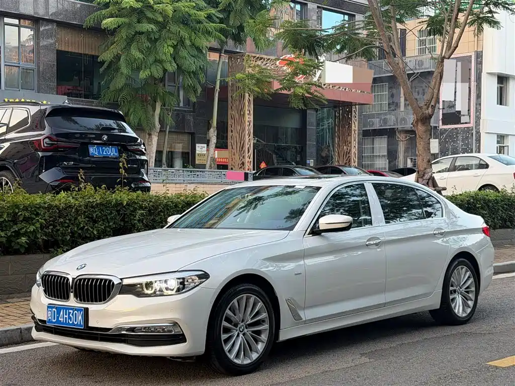 Купить BMW 5 Series