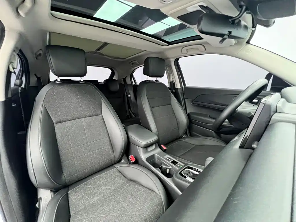 Honda Vezel — миниатюра 13