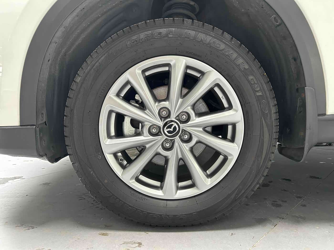 Mazda CX-5 2.0 л 2024 г. Белый, пробег 7000 км