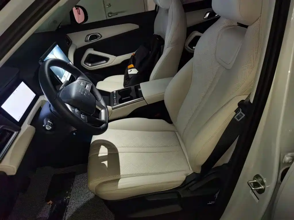 BYD Yuan UP — миниатюра 11