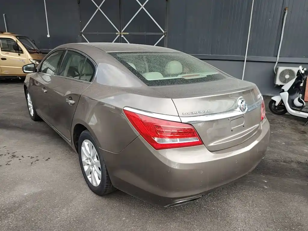 Buick LaCrosse — миниатюра 5
