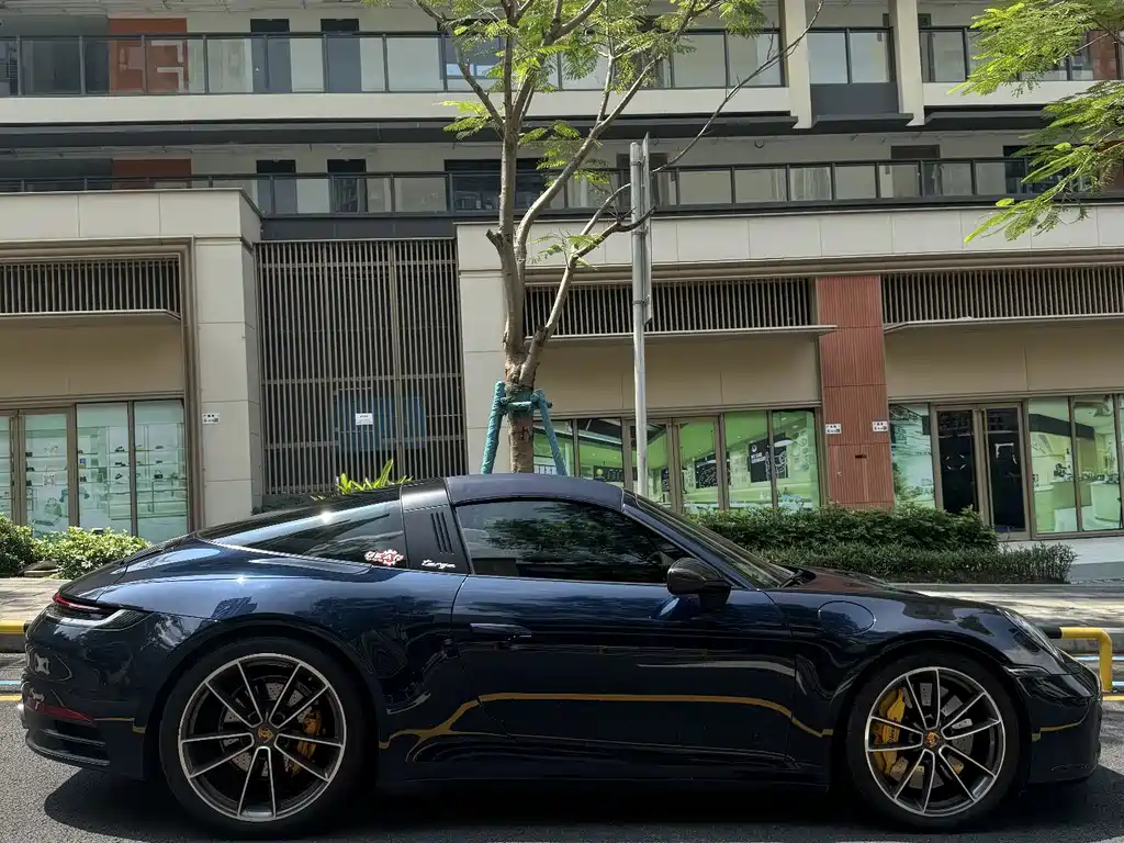 Porsche 911 — миниатюра 2