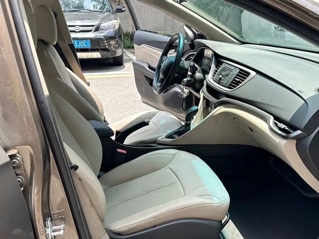 Buick Excelle — миниатюра 13