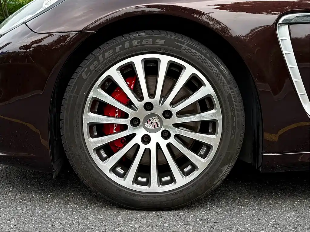 Porsche Panamera — миниатюра 27