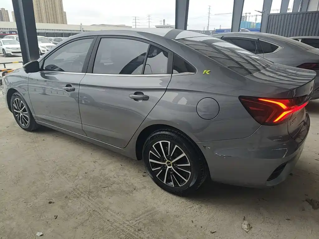 Roewe i5 — миниатюра 5
