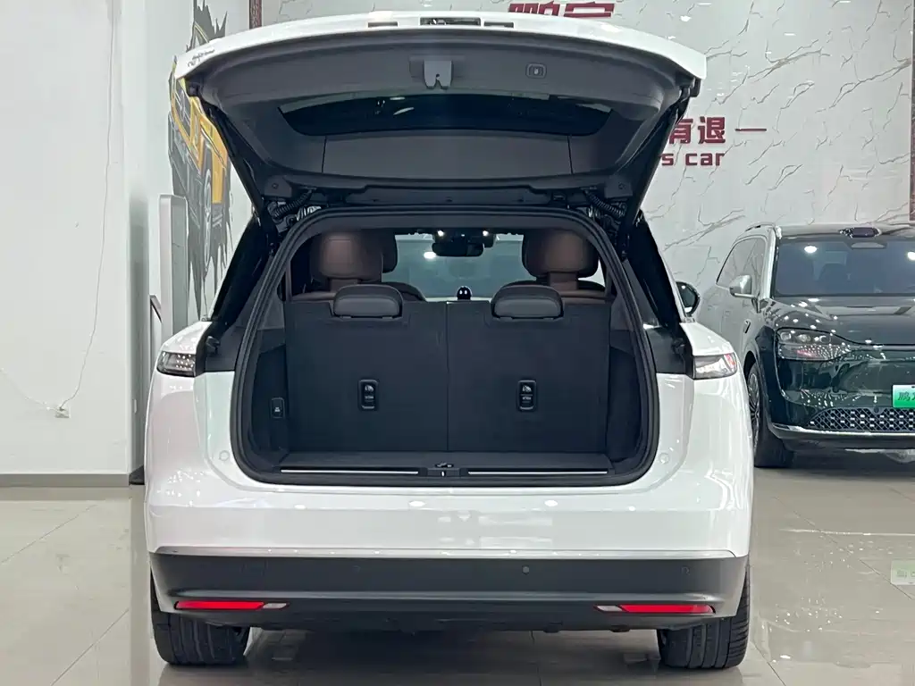 NIO ES8 — миниатюра 7