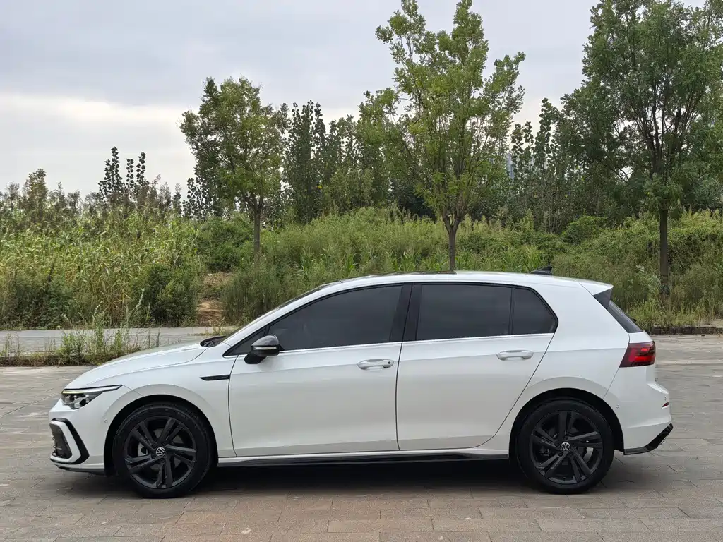 Volkswagen Golf — миниатюра 4