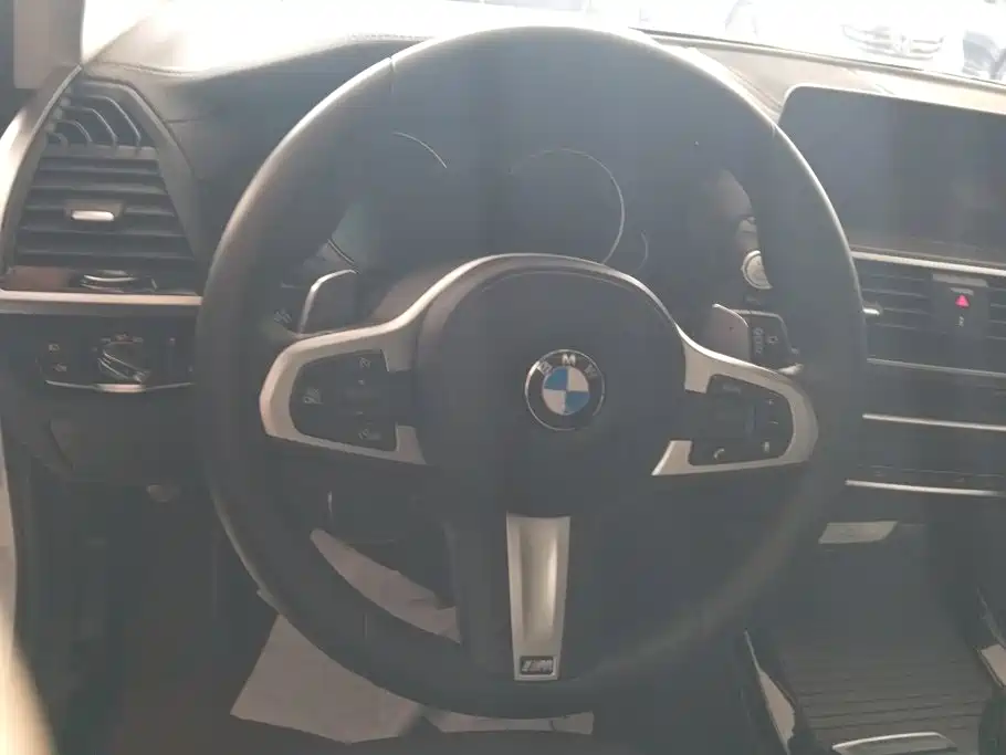 BMW X3 — миниатюра 15