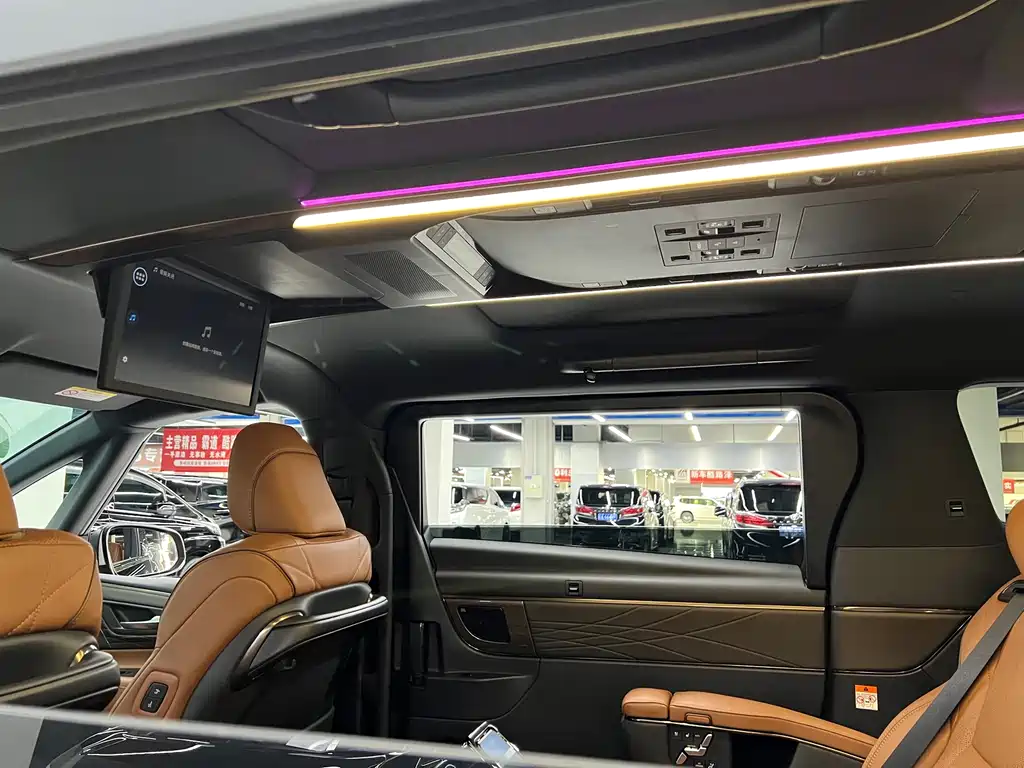 Toyota Alphard Hybrid 2.5L Premium Enjoy Edition, фото 10