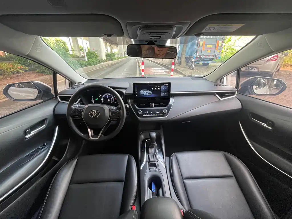 Toyota Corolla — миниатюра 9