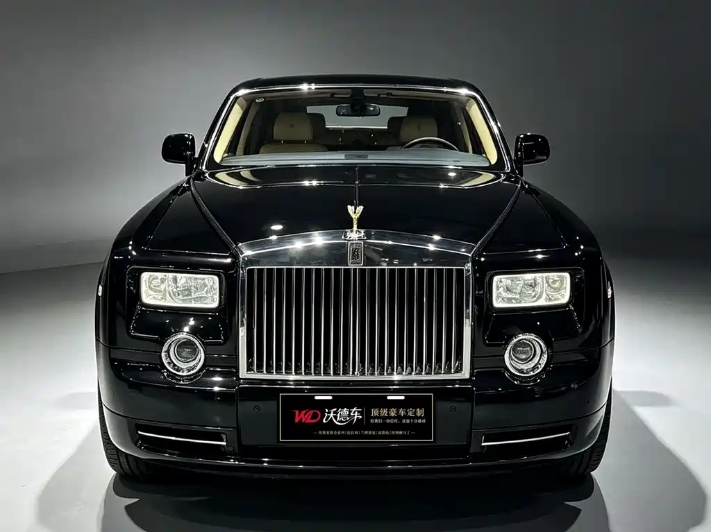 Rolls-Royce Phantom — миниатюра 2