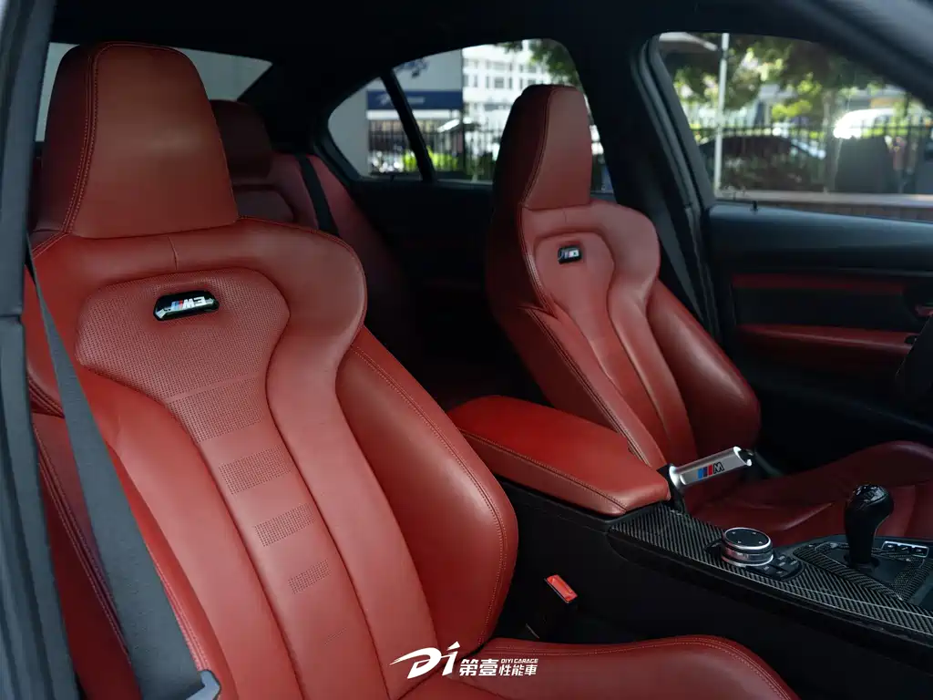 BMW M3 — миниатюра 7