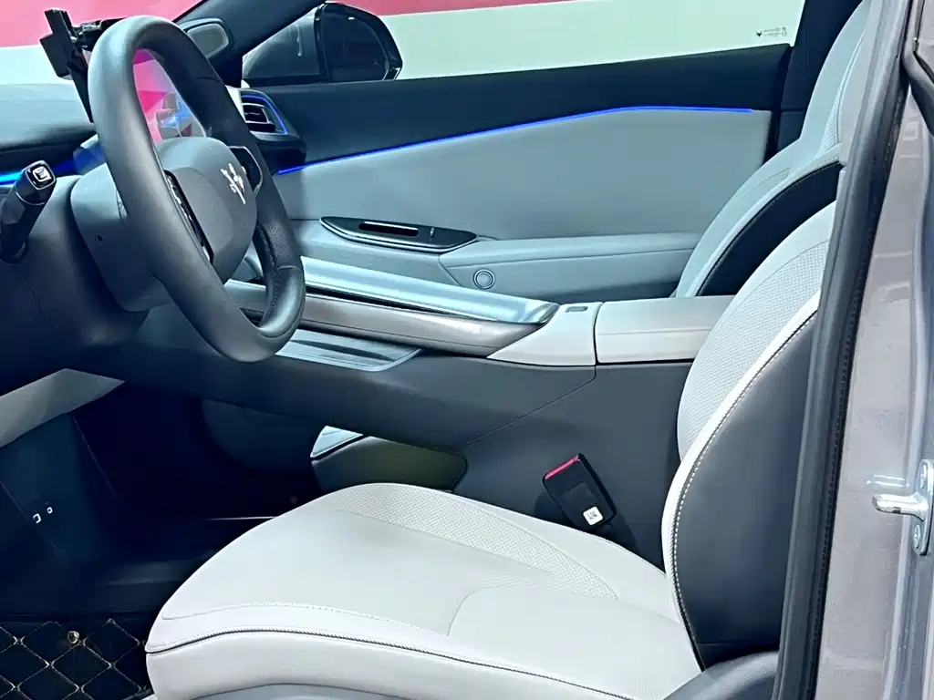 Arcfox Alfa Romeo S5 S5 2025 668MAX 200kW