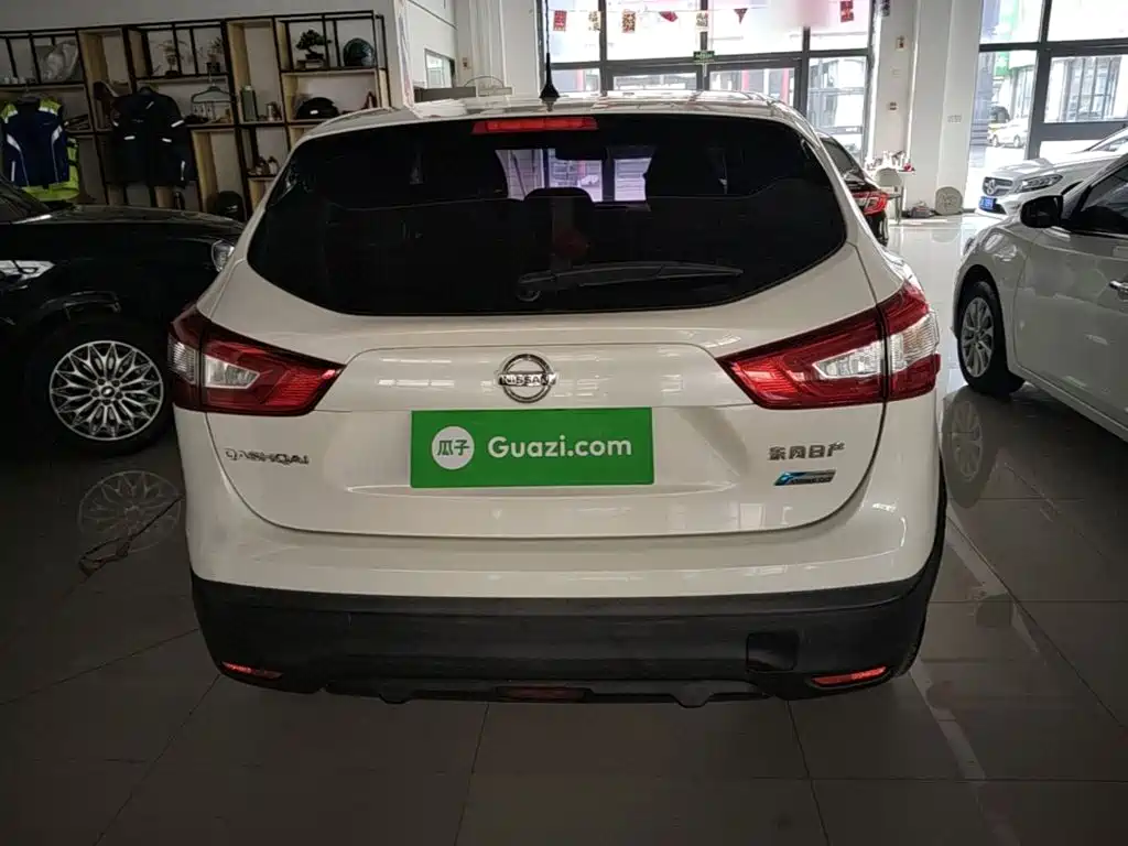 Nissan Qashqai — миниатюра 6