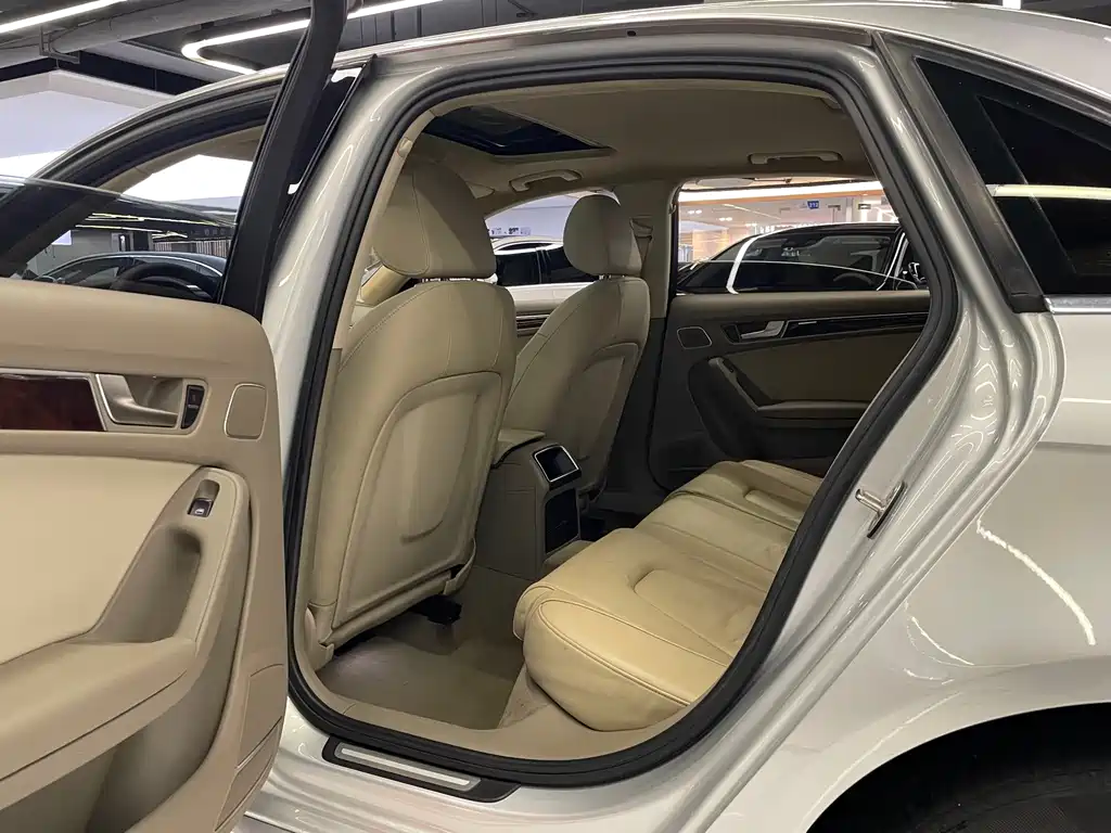Audi A4L — миниатюра 7
