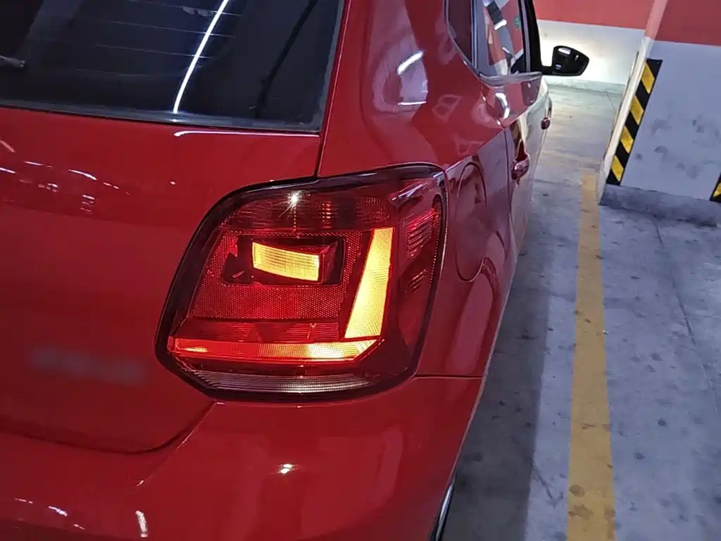 Volkswagen Polo — миниатюра 8