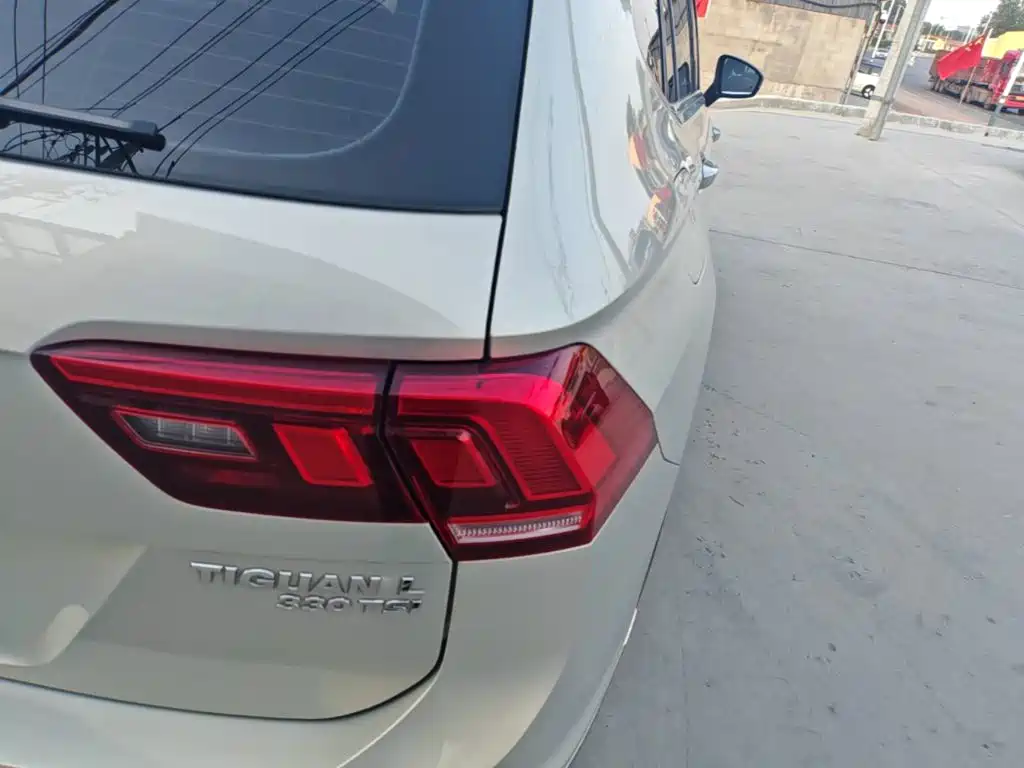 Volkswagen Tiguan L — миниатюра 8