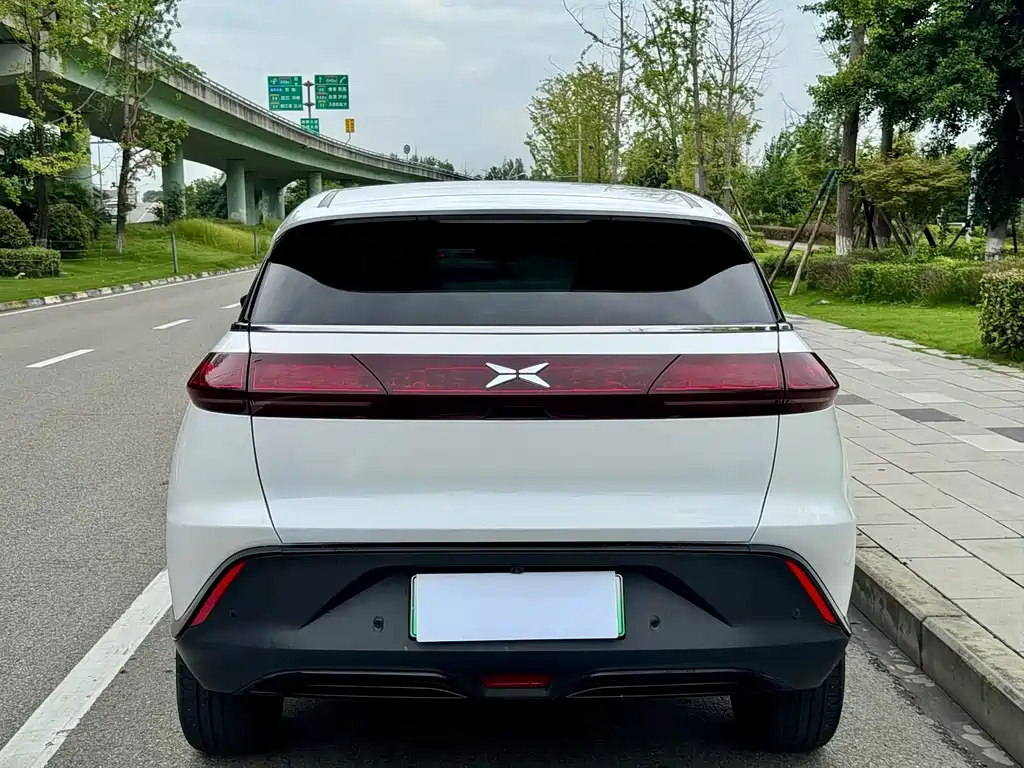XPeng G3 — миниатюра 8