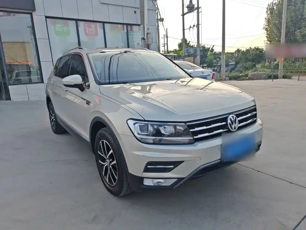 Volkswagen Tiguan L — миниатюра 4