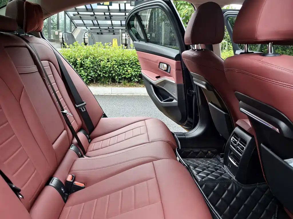 BMW 3 Series — миниатюра 9