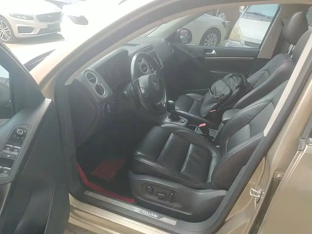 Volkswagen Tiguan — миниатюра 16