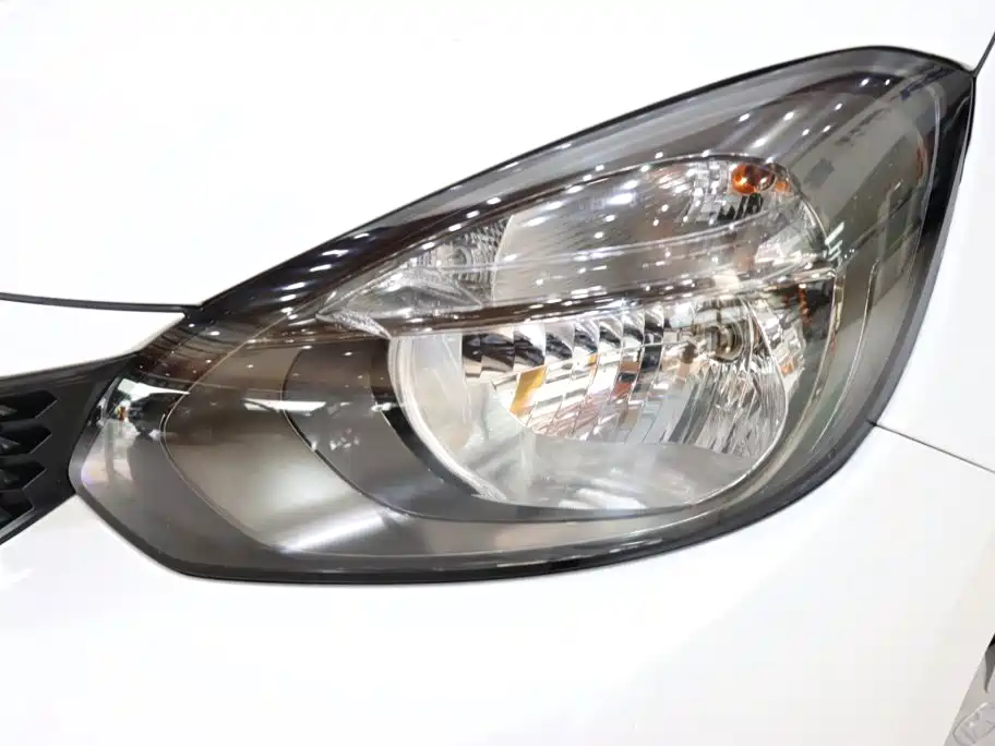 Honda Fit — миниатюра 7